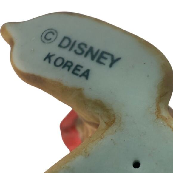 Vintage Disney Snow White Dwarfs Figurines Set of 4 Ceramic Korea 3” - Picture 7 of 7